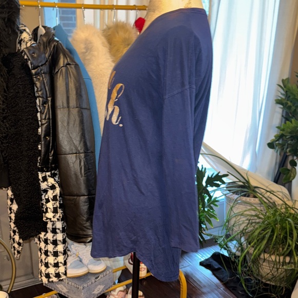 Victoria's Secret Navy Blue Long Sleeve Pajama Top - Picture 3 of 11